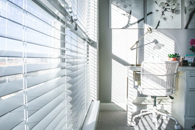 /articles/images/What-Are-the-Best-Materials-for-Window-Blinds