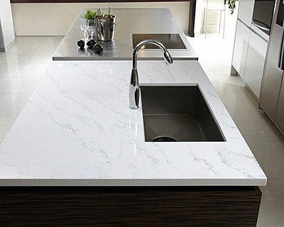 A Durable Quartz Countertop with Marble Looks