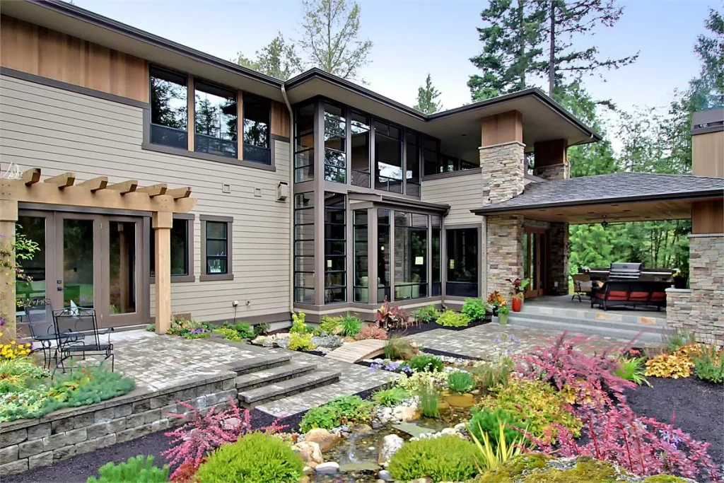 well-landscaped outdoor living