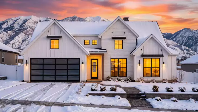 image of transitional house plan 9240