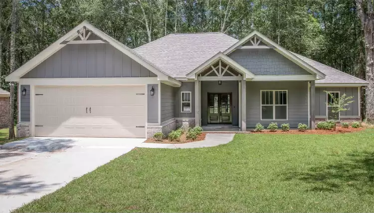 image of single story traditional house plan 11323