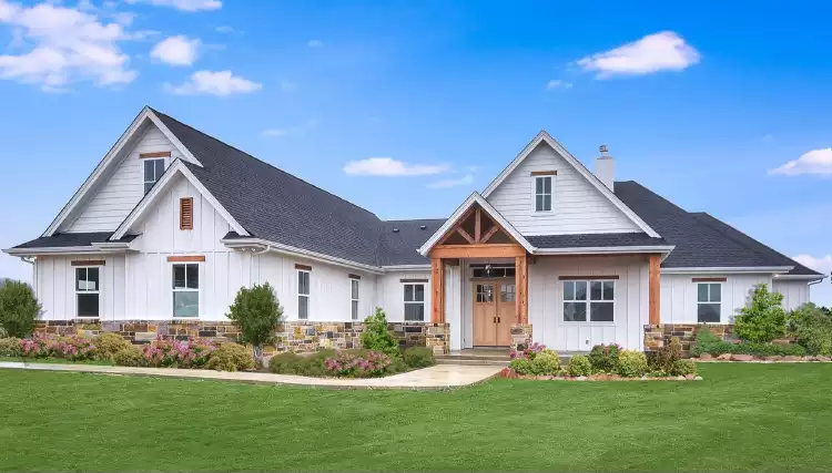 image of modern farmhouse plan 12077