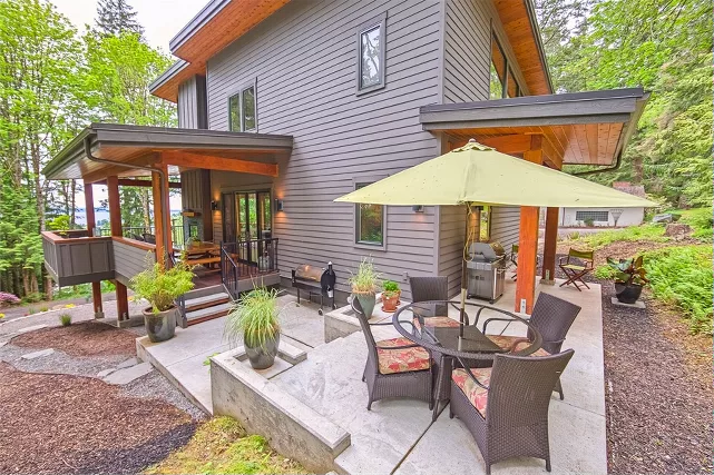 image of 2 story contemporary house plan 6454