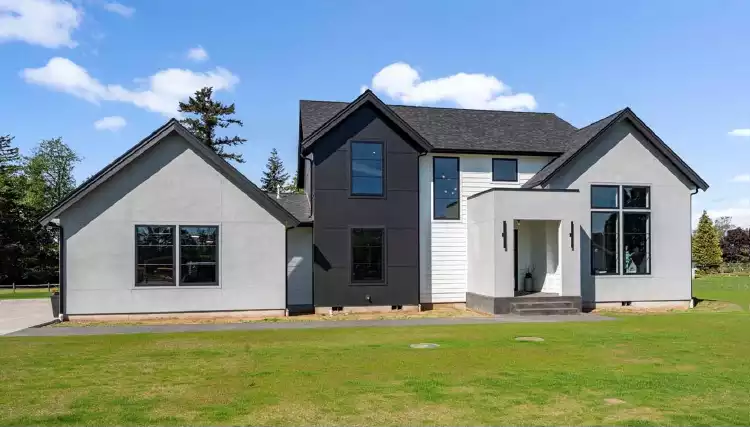 image of transitional house plan 9341