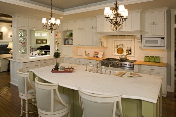 Functional & Stylish Kitchen Cabinetry