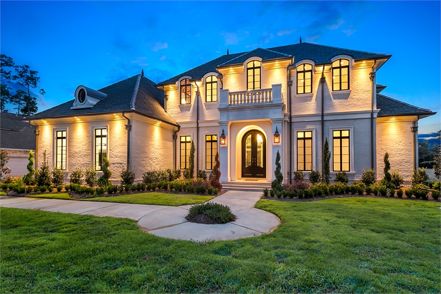 Traditional Luxury  Style  House  Plan  6900 Baton Rouge