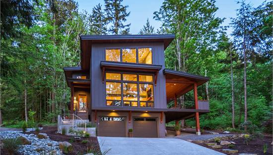 Stunning Modern Home With A View
