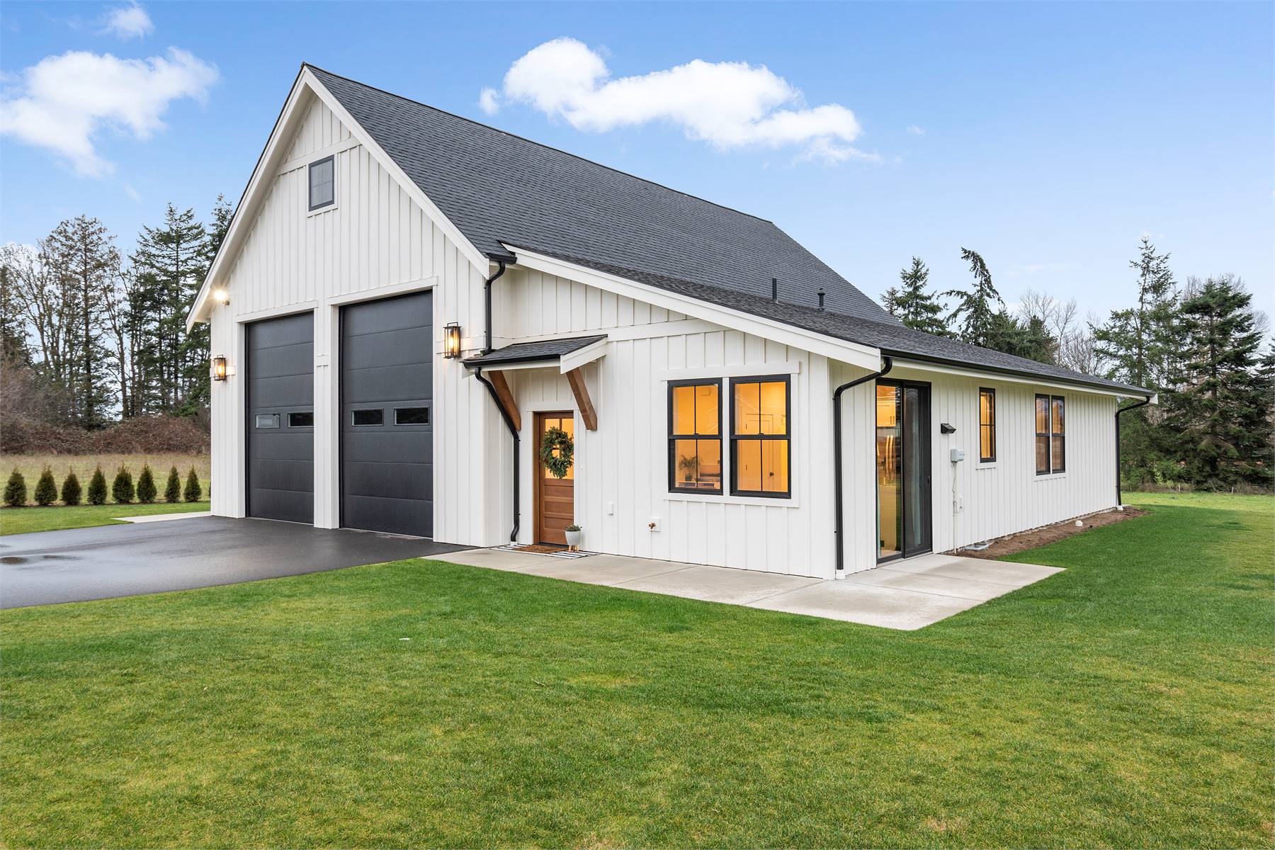 South West Style Garage Plans With Living Space Garage Living Plan