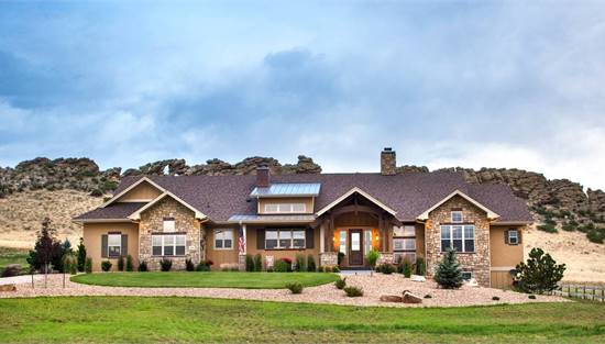 Charming Country with Attached Garage