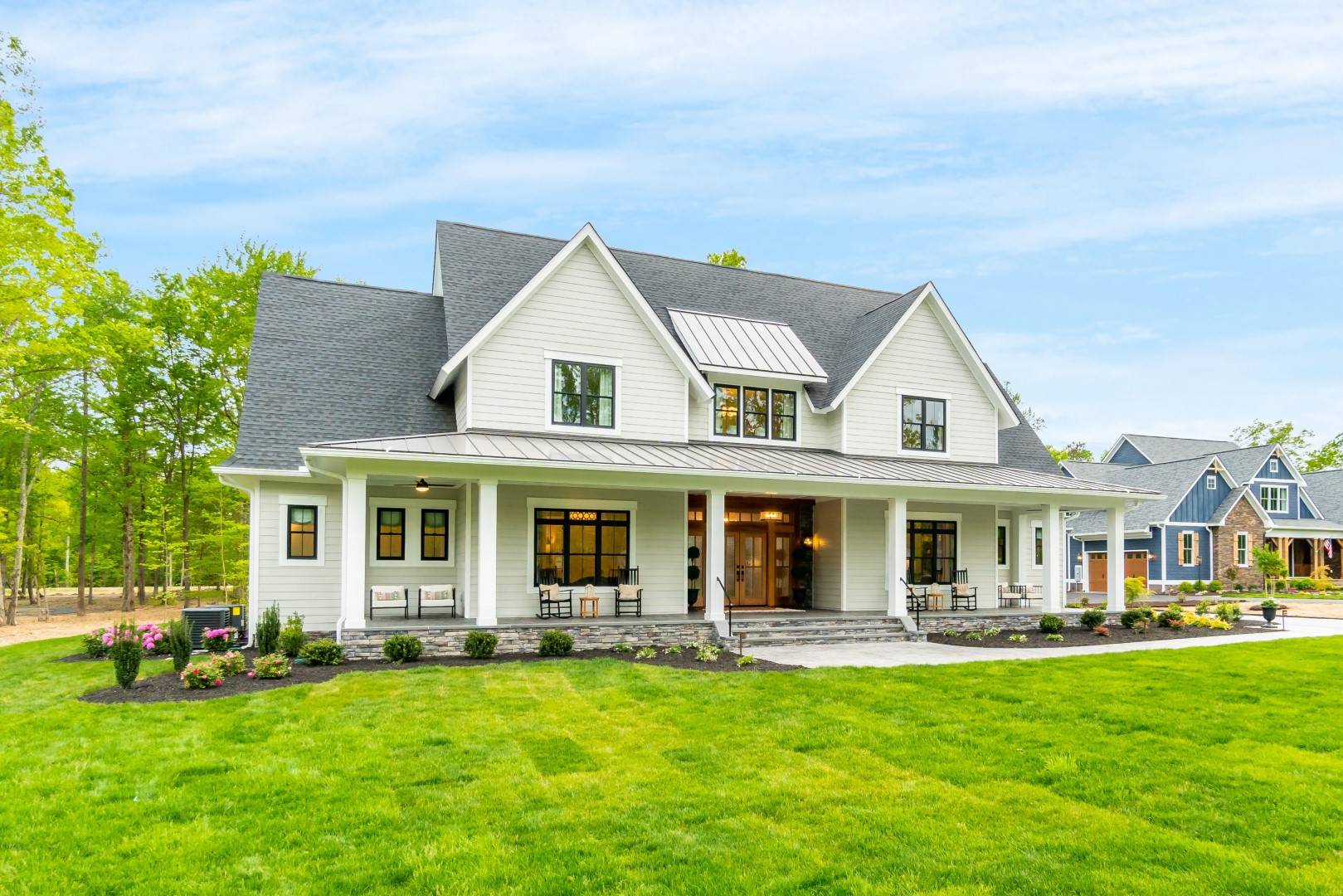 Beautiful Farm House Style House Plan 7876 Ruth Ann