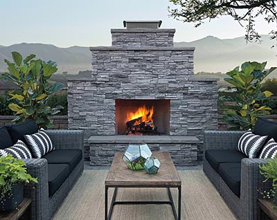 A Customizable Wood-Burning Fireplace